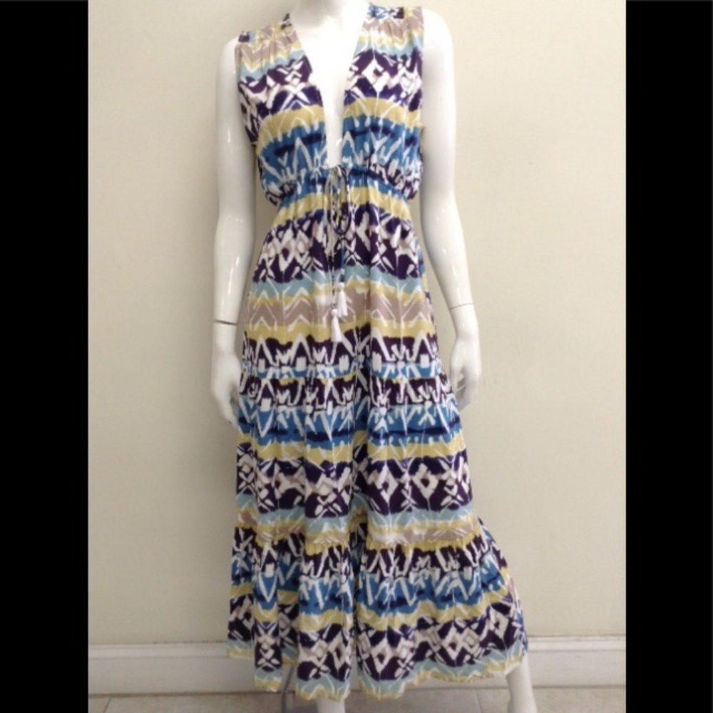 NWT printed maxi dress 🔥
